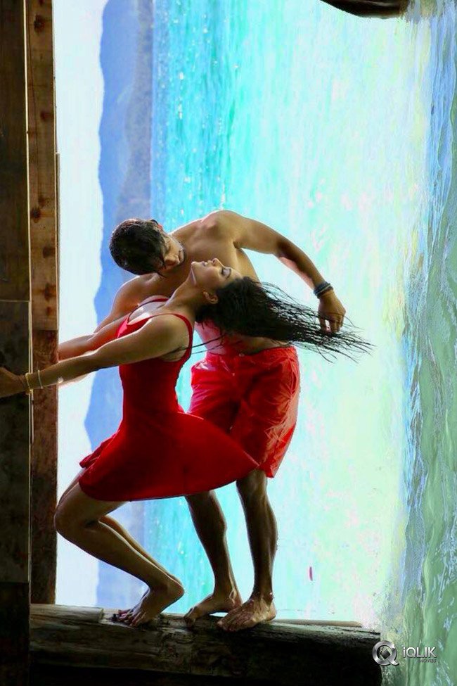 Mr-Chandramouli-Movie-Stills